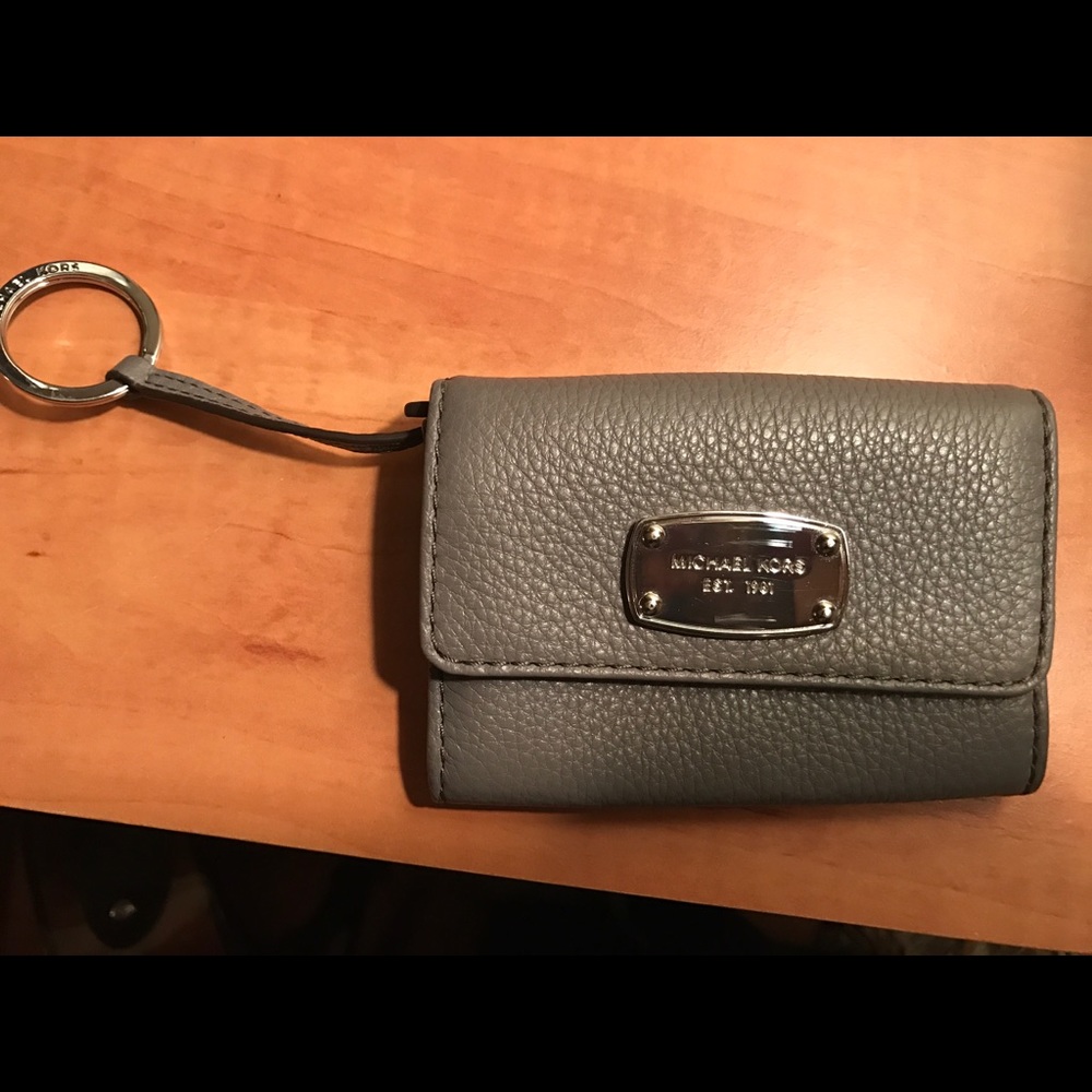 Grey Michael Kors Mini Wallet